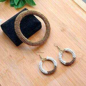 2PC Beautiful Kenyan Maasai Beaded Bracelet and Earrings Set